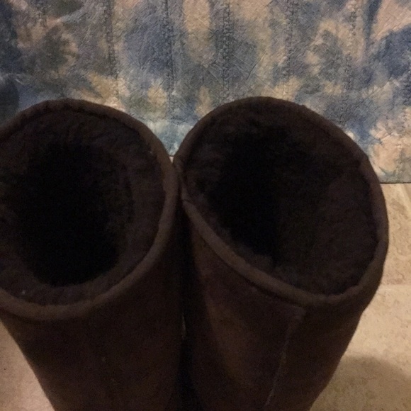 Chocolate brown Ugg boots - size 7 - Picture 3 of 4